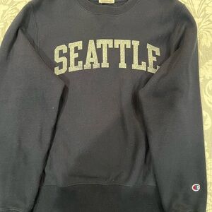 Champion Seattle Black Men's Sweater